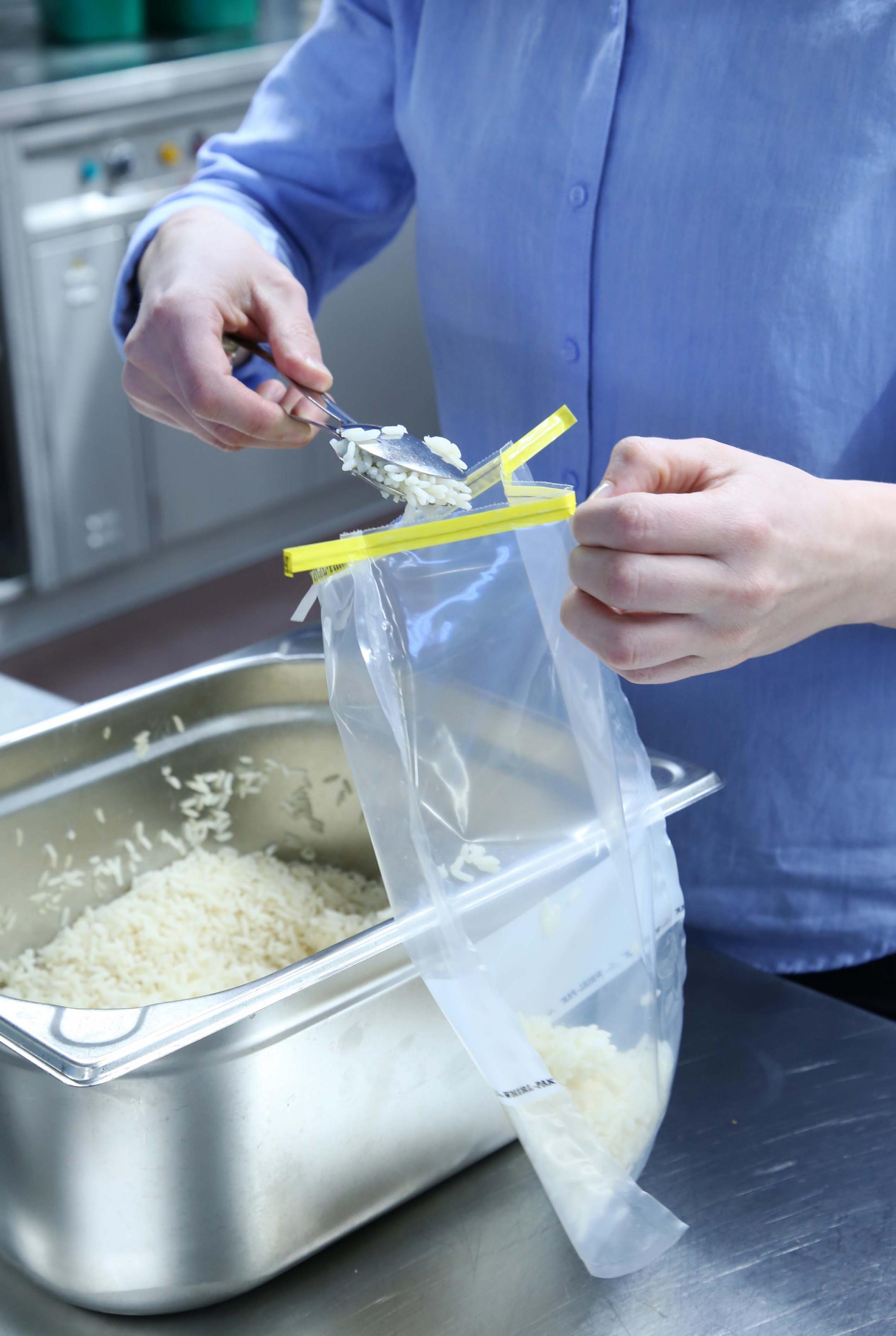 Einblick in die Arbeit des Kantonalen Labors: Lebensmittelinspektion – Probenahme I.