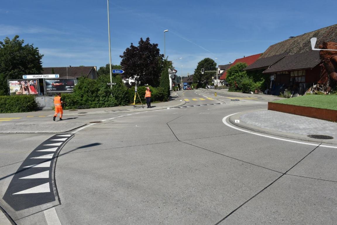 otelfingen velofahrerin bei unfall verletzt kanton zurich