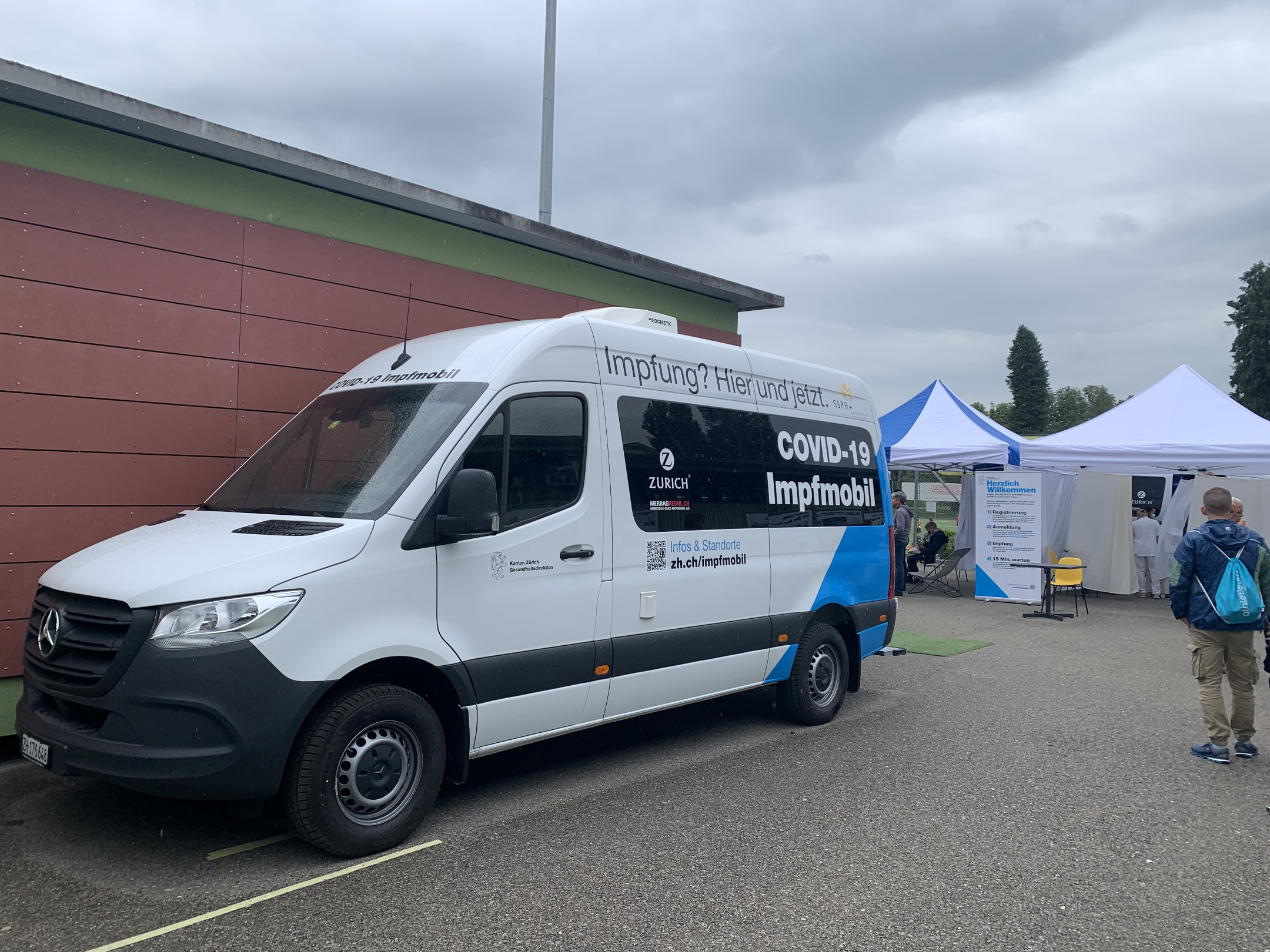 Impfbus FC Unterstrass: Ansicht von vorne