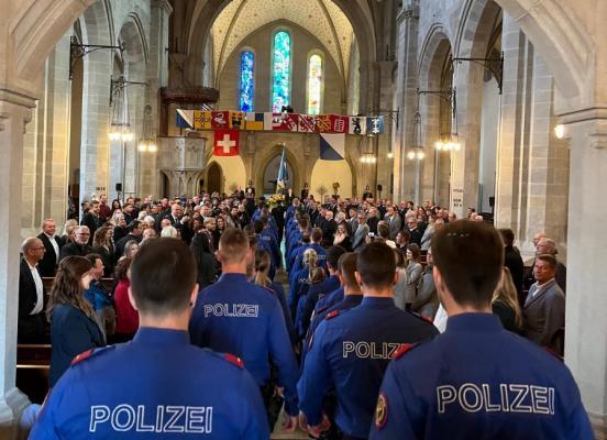 Feierleiche Vereidigung der Kantonspolizei Zürich im Fraumünster