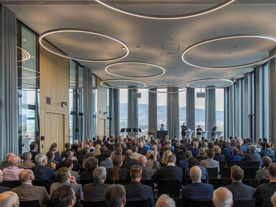 Die offizielle Einweihung fand im obersten Stockwerk des PJZ statt.