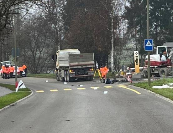 Unfallendlage mit beteiligten Fahrzeugen