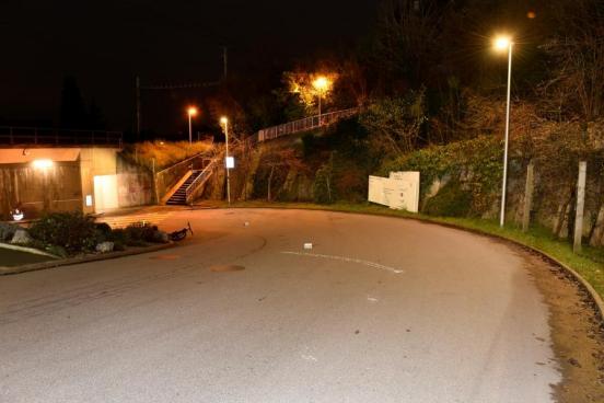 Unfallspuren auf der Strasse eingezeichnet