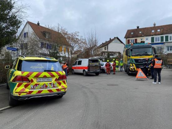 Einsatzfahrzeug am Unfallort in Winterthur