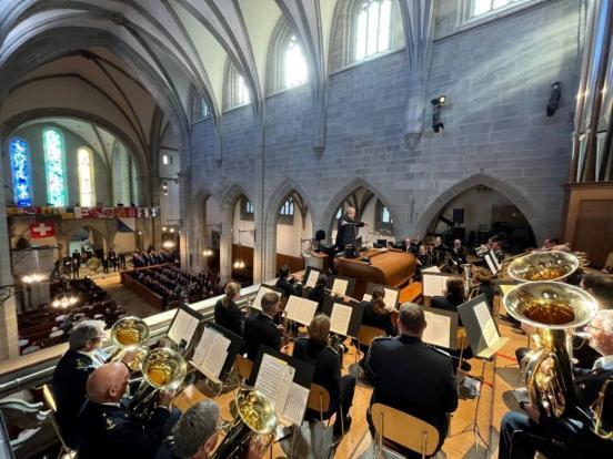 Korpsmusik der Kantonspolizei Zürich beim Spiel anlässlich der feierliechen Vereidigung