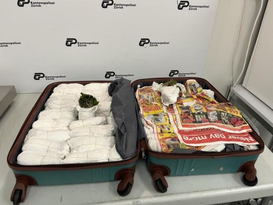 Koffer mit sichergestelltem Khat