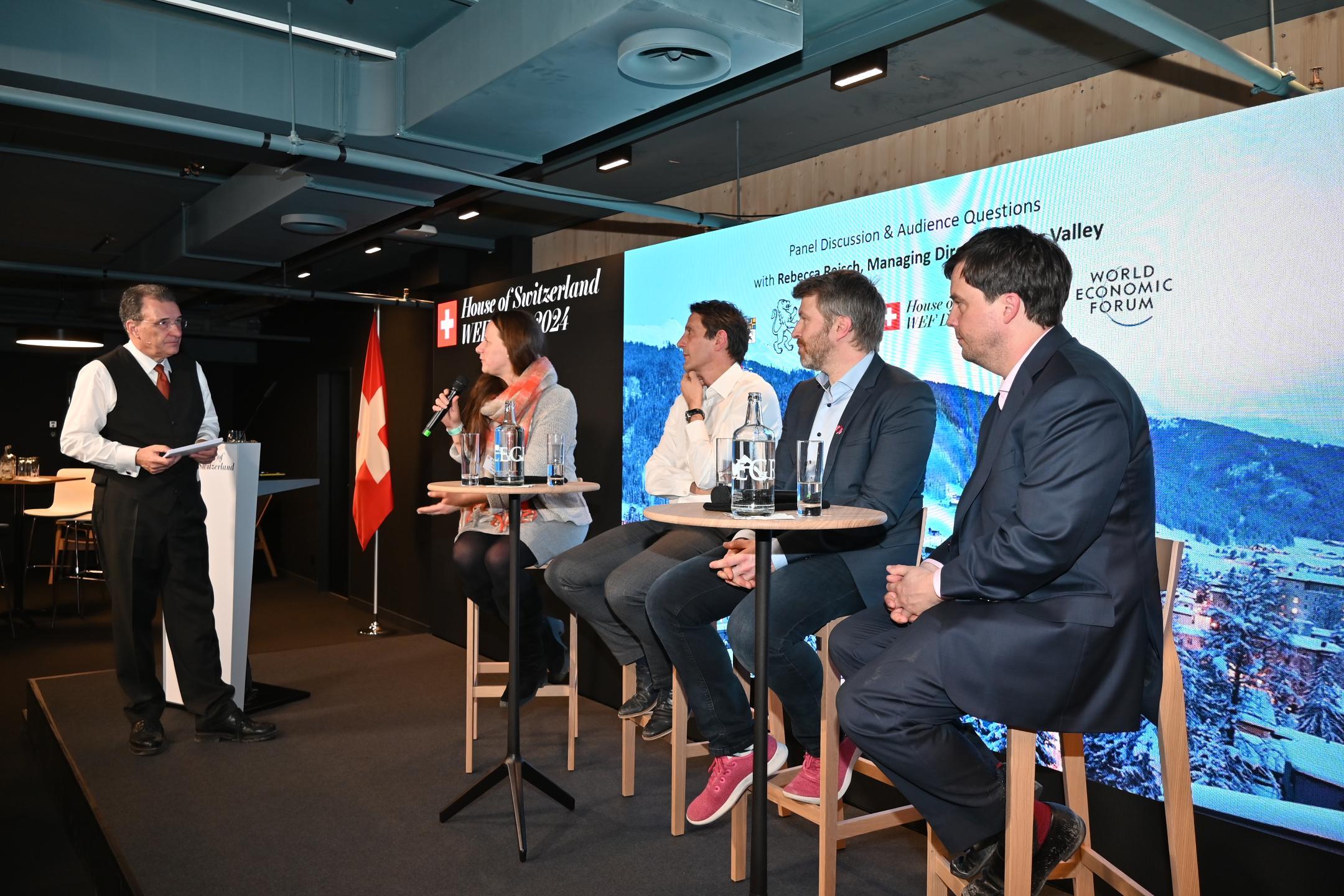 Podiumsdiskussion im House of Switzerland