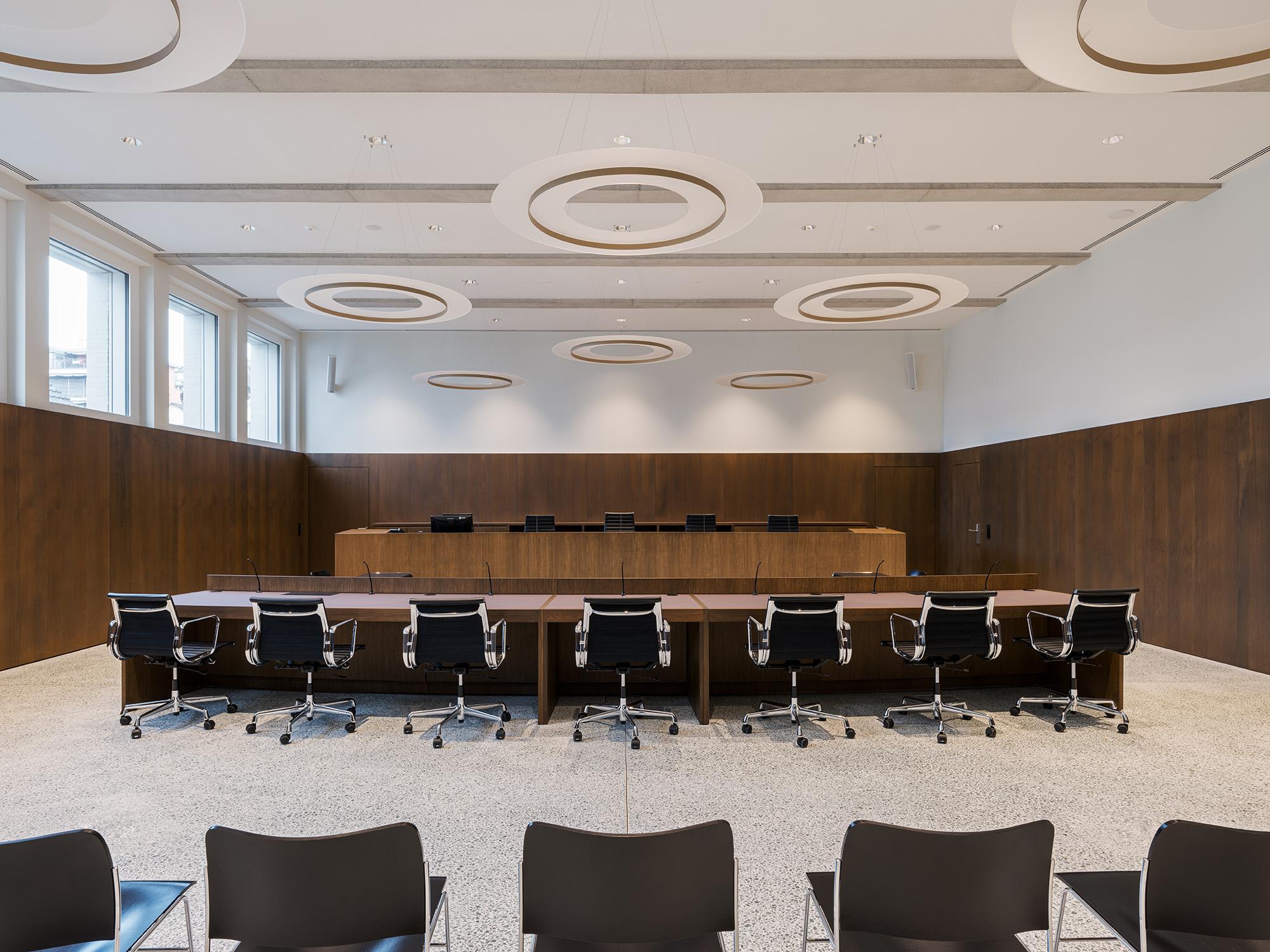 Ein Gerichtssaal des Bezirksgerichts Meilen