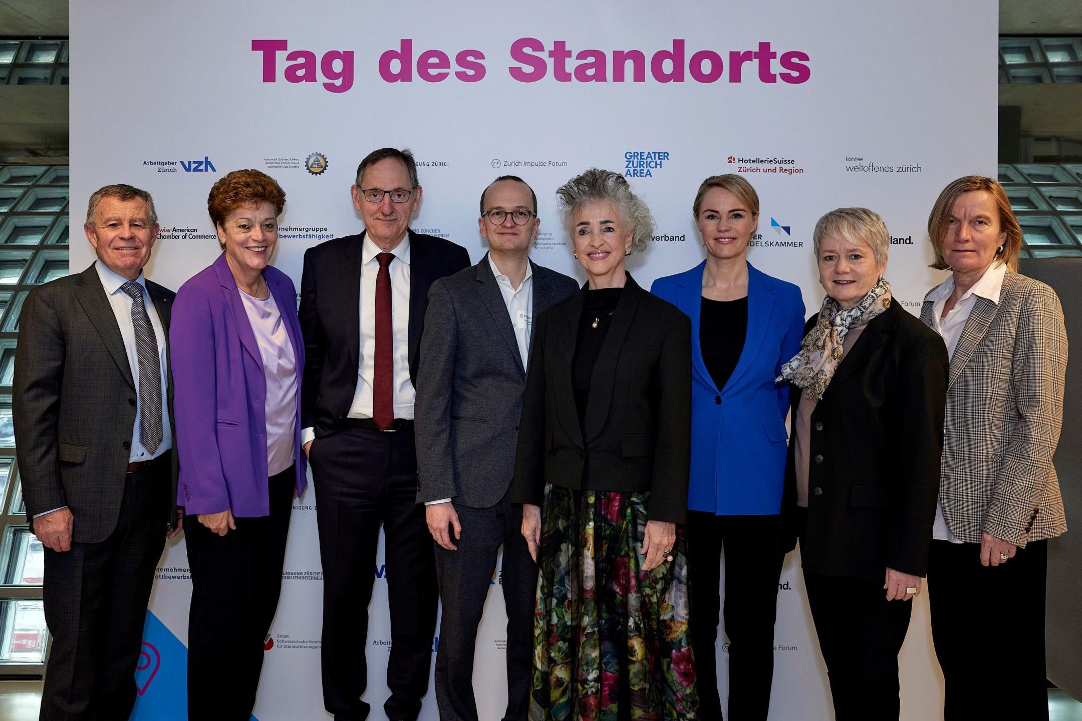 Regierungsrat am Tag des Standorts