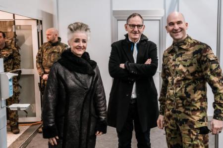 Gruppenbild von links nach rechts: Carmen Walker Späh, Mario Fehr und der Chef der Armee, Thomas Süssli.