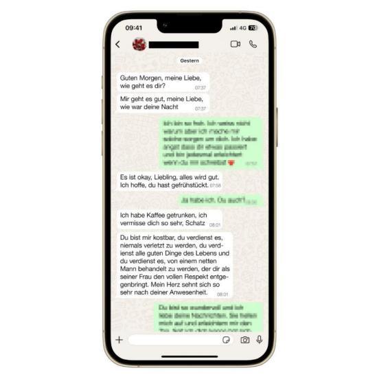 Smartphone mit Chatnachrichten