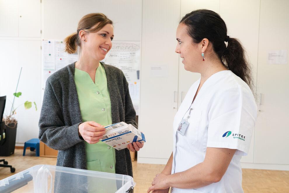 Ein Ausbildungsverbund schafft Synergien zwischen ambulanten und stationären Pflegeeinrichtungen und sichert eine praxisnahe Ausbildung im ländlichen Raum.