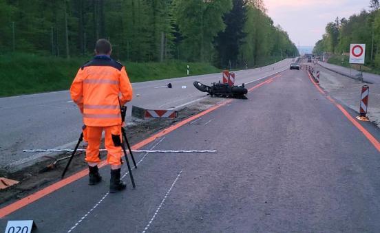 Verunfalltes Fahrzeug in Endstellung
