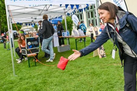 Kantonsrätin Andrea Gysler betätigte sich aktiv an den Games-Posten.