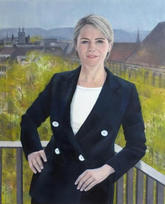 Portrait von Regierungsrätin Natalie Rickli.