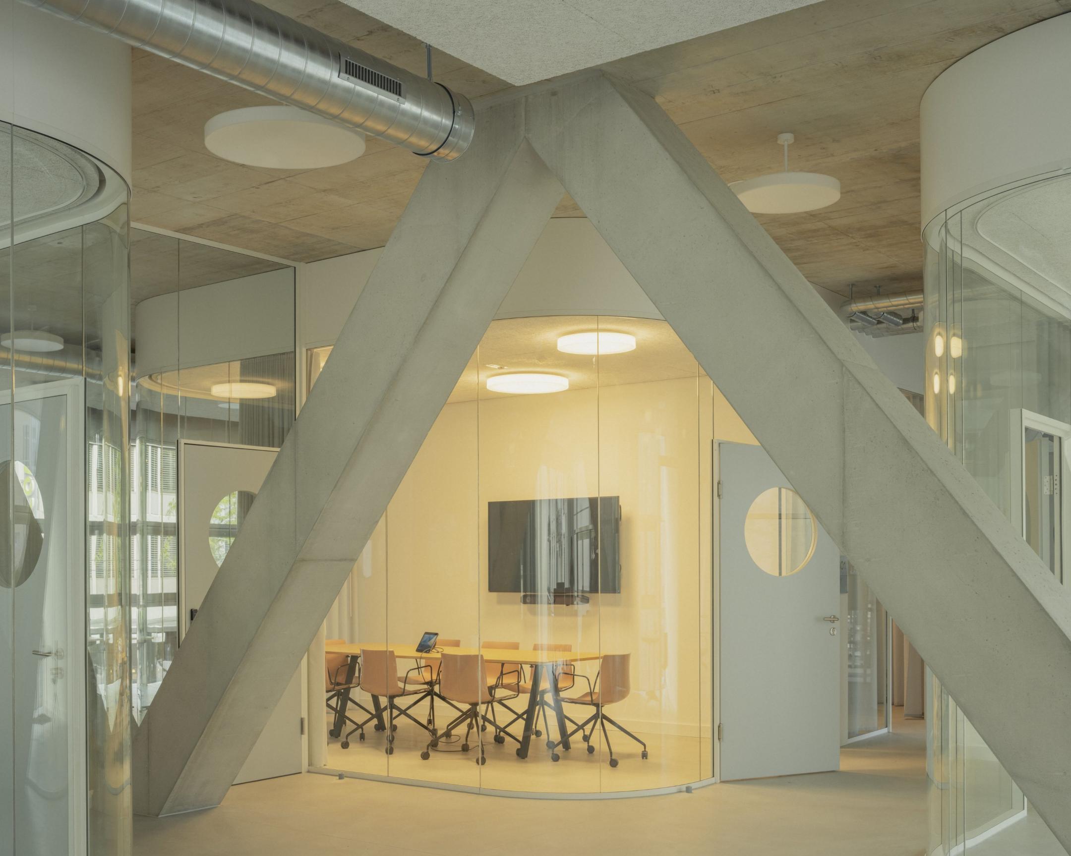 Sitzungszimmer in der Berufsschule.