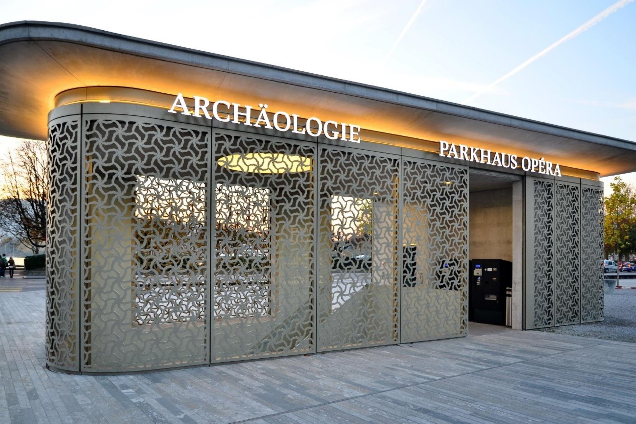 Führung zu den Archäologischen Fenstern am Sechseläutenplatz