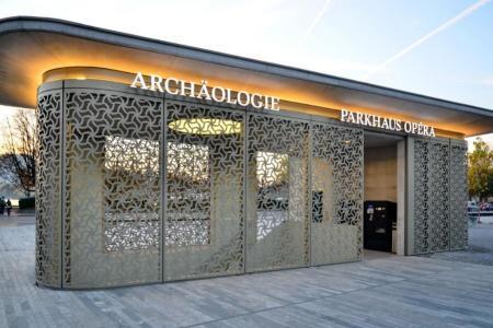 Führung zu den Archäologischen Fenstern am Sechseläutenplatz