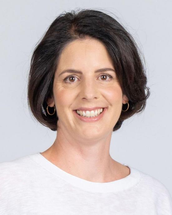 Porträtfoto von Claudia Bodmer-Furrer.