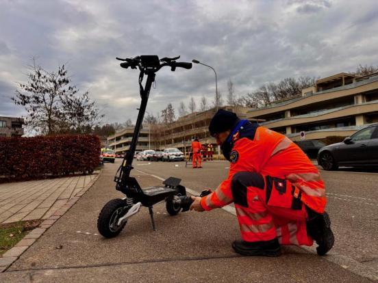 Polizei bei der Unfallaufnahme
