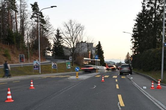 Übersichtsaufnahme der Unfallstelle in Uitikon-Waldegg