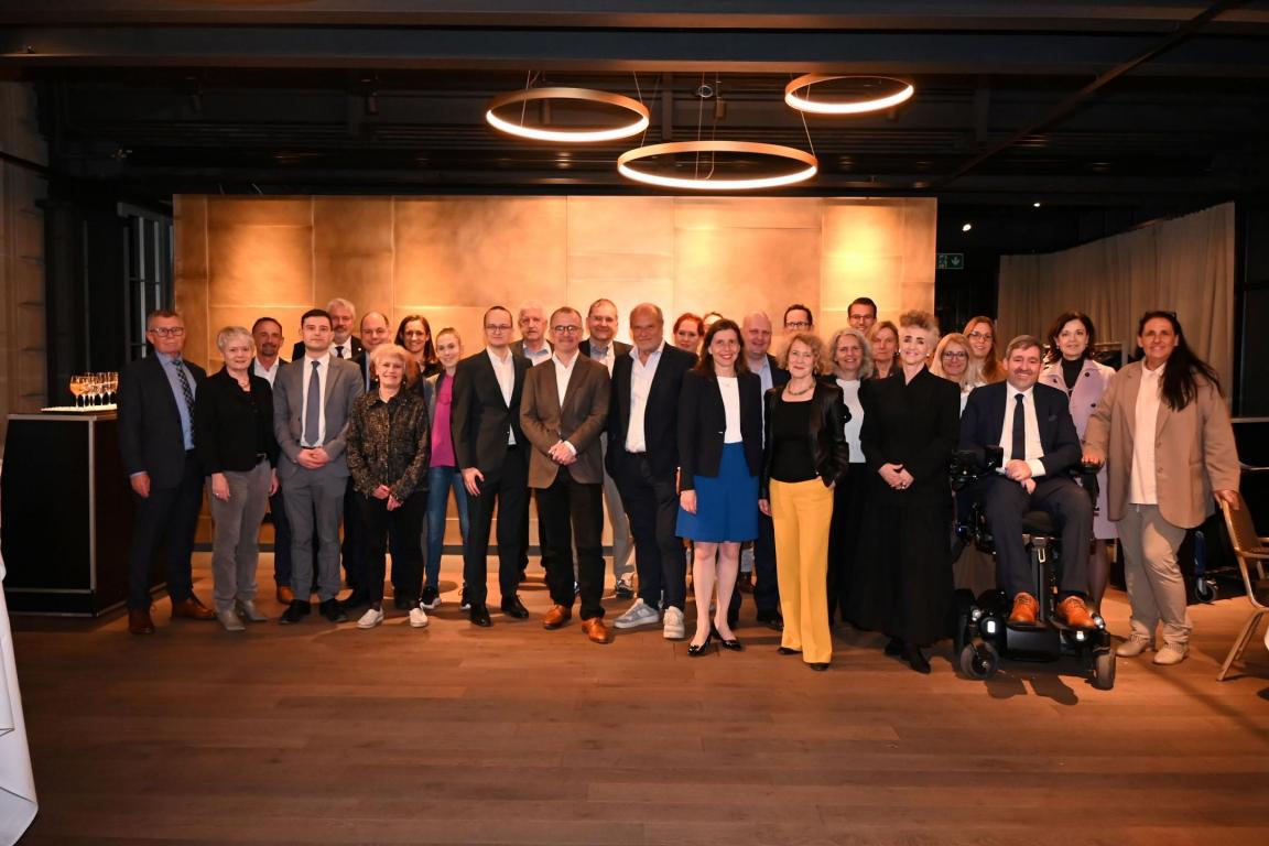 Sessionstreffen mit dem Regierungsrat und Parlamentsmitgliedern in Bern