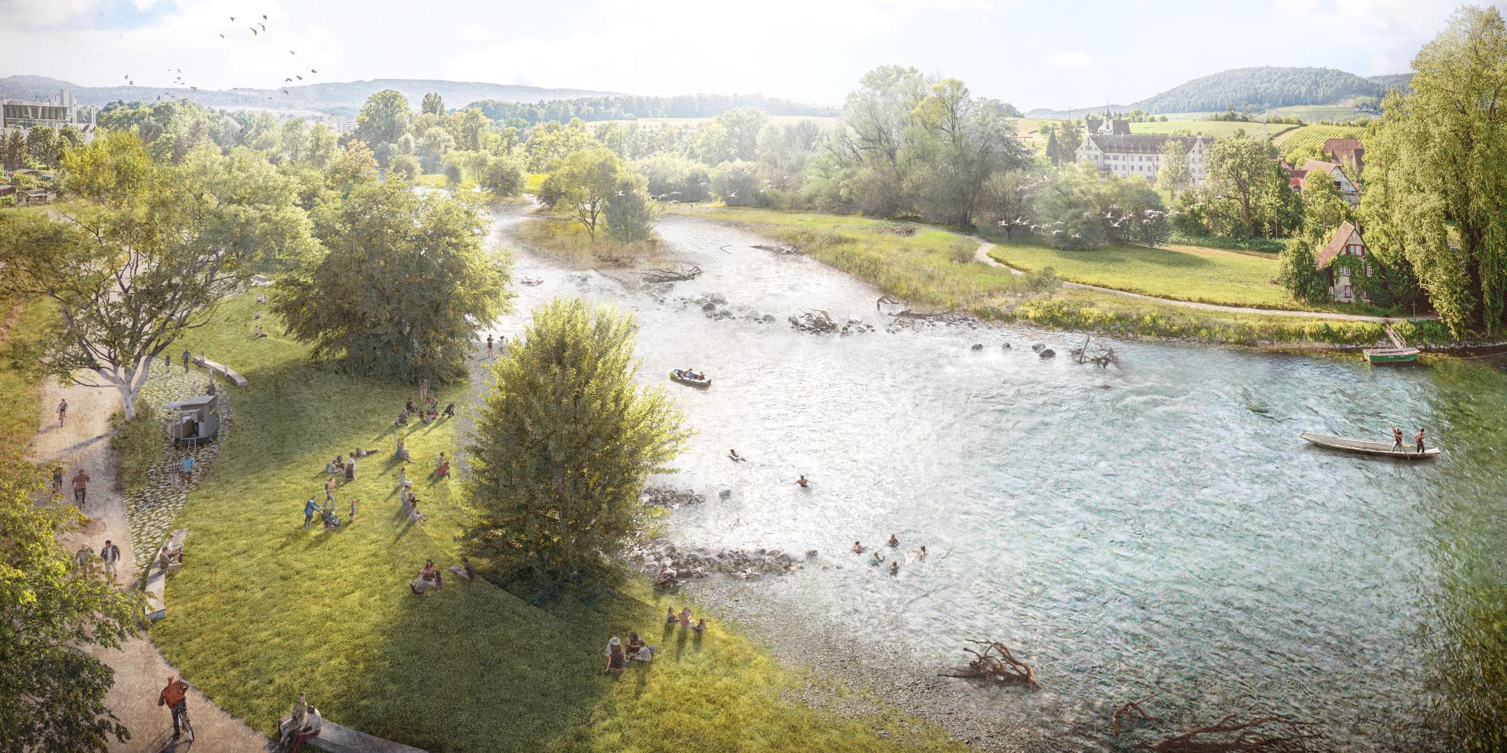 Eine breite Flusslandschaft mit naturbelassener, rechter Uferseite. Links sieht man Velo-Fahrer und Spaziergänger auf einem breiten Weg und Leute schwimmen im Fluss oder picknicken auf den Rasenstufen am Ufer.