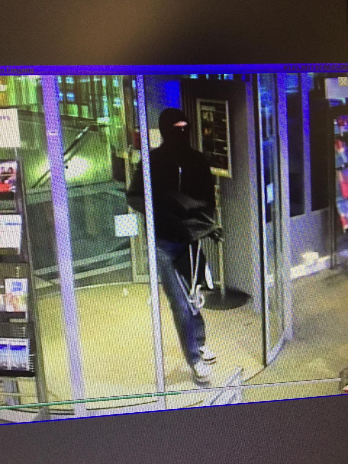 Aufnahme des Räubers im Bahnhof Bülach.