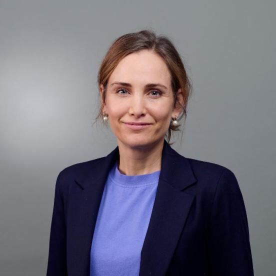 Portraitfoto Julia Driesen-Rosenberg