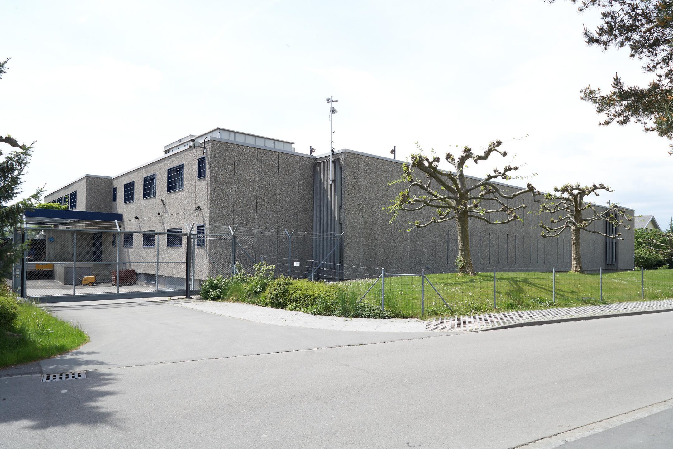 Aussenansicht des Gefängnisses Affoltern