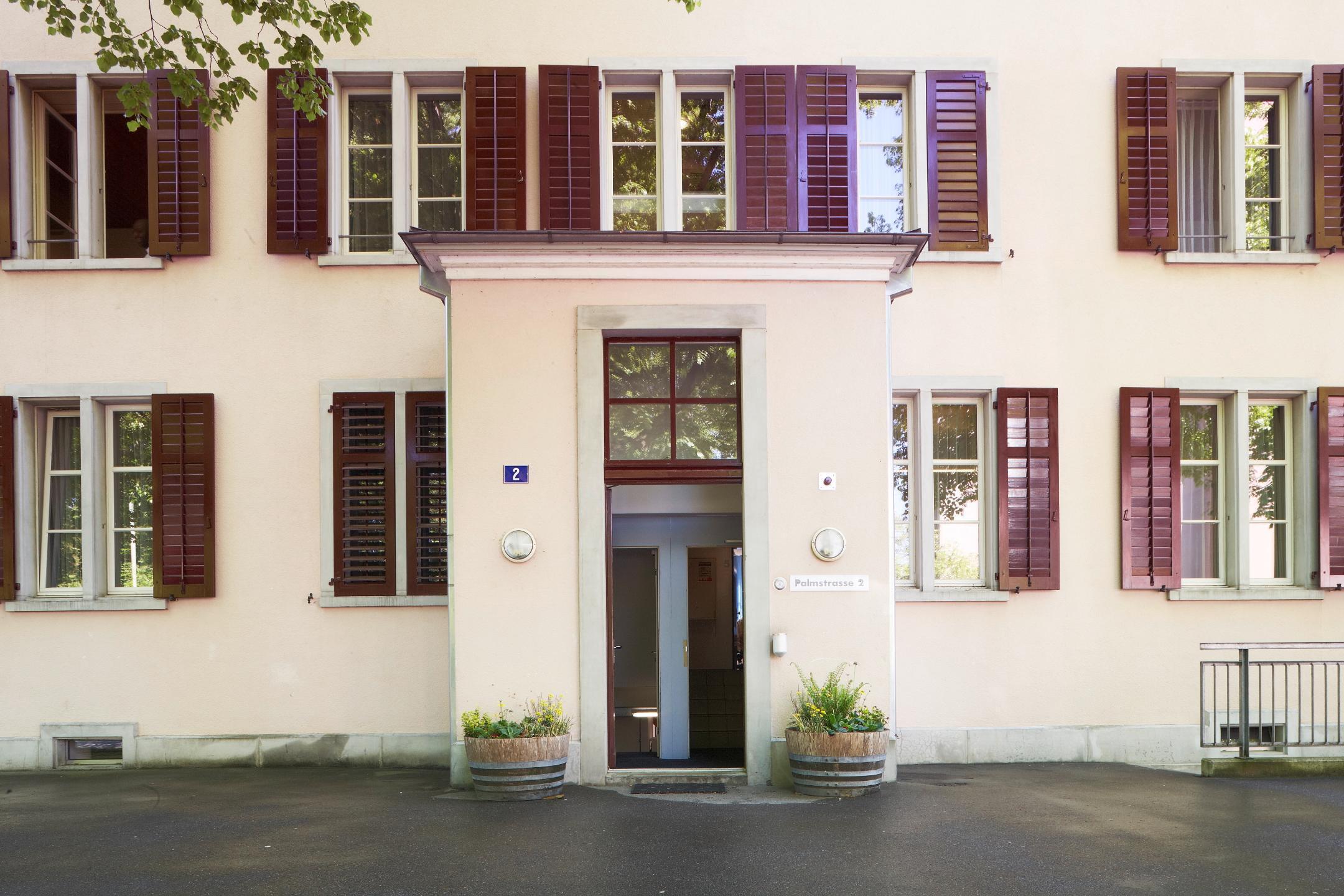 Aussenansicht der Halbgefangenschaft in Winterthur