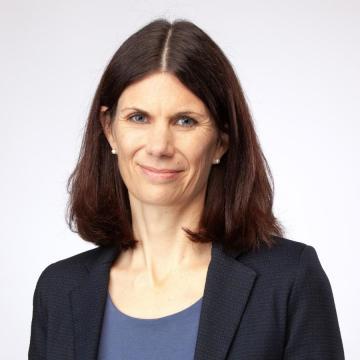 Ein Porträtfoto von Nathalie Dorn, Direktorin der UNtersuchungsgefängnisse Zürich