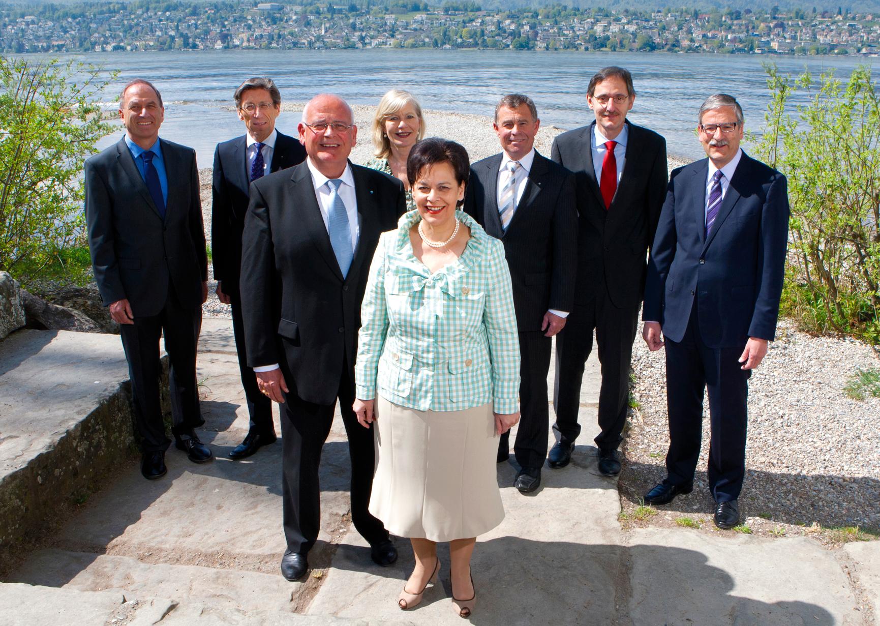 Offizielles Gruppenfoto des Regierungsrates.