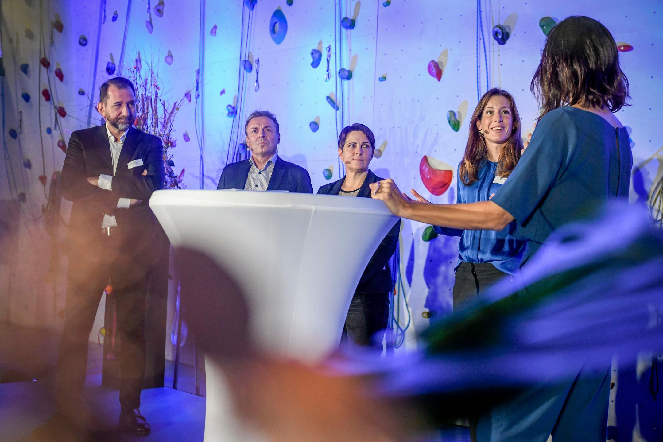 Impressionen zur Eroeffnung des Sportzentrum Kerenzerberg, am Donnerstag, 16. Dezember 2021 (Melanie Duchene)DIE BILDER DUERFEN NUR FUER DIE BESPROCHENE VERWENDUNG GEBRAUCHT WERDEN, WEITERE NUTZUNGEN SIND MIT DER FOTOGRAFIN, MELANIE DUCHENE ABZUKLAEREN.