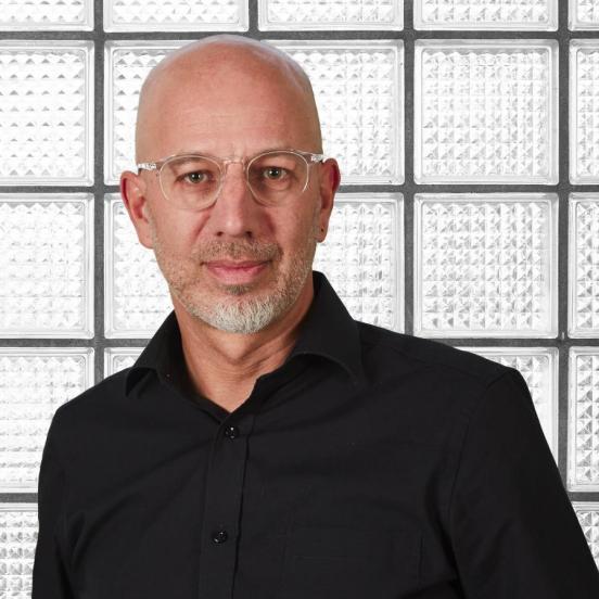 Portrait Urs Meyer