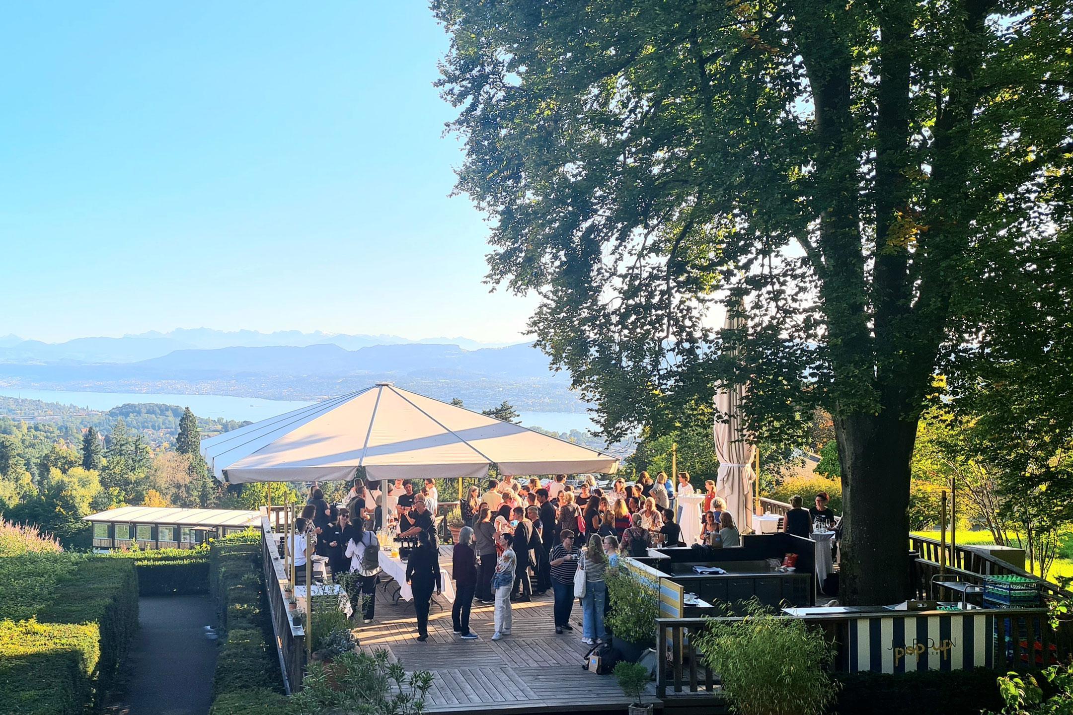 Schöner Blick vom Hotel auf die Stadt