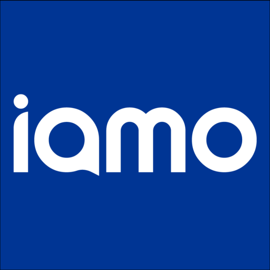 Logo Projekt «iamo» (weiss auf blau)