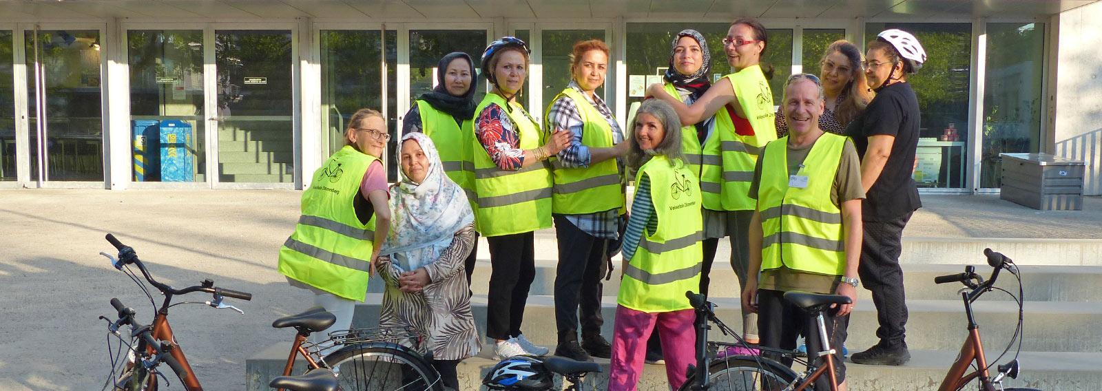 Zehn Frauen aus dem Asyl- und Flüchtlingsbereich lernten erfolgreich Velo fahren