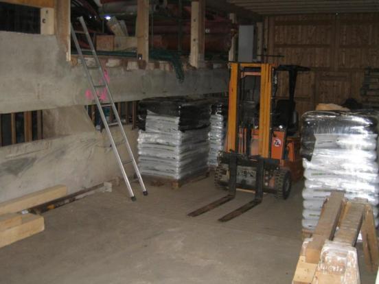 Ökonomiegebäude, welches zu einem Lagerraum umgenutzt wurde.