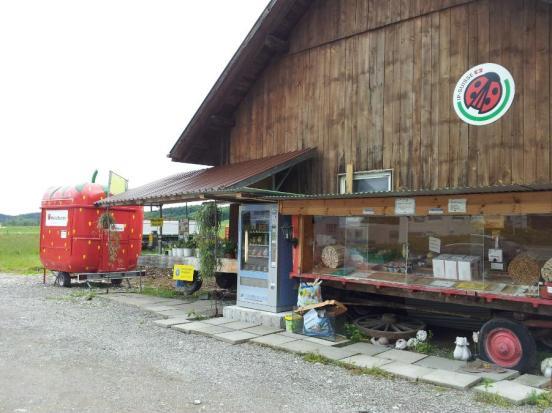Verkaufsstand an Remise angebaut