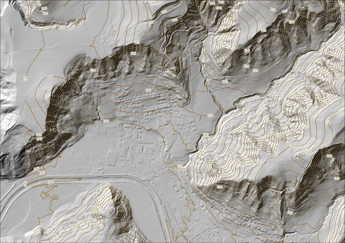 Ausschnitt aus dem Terrainmodell mit Höhenlinien