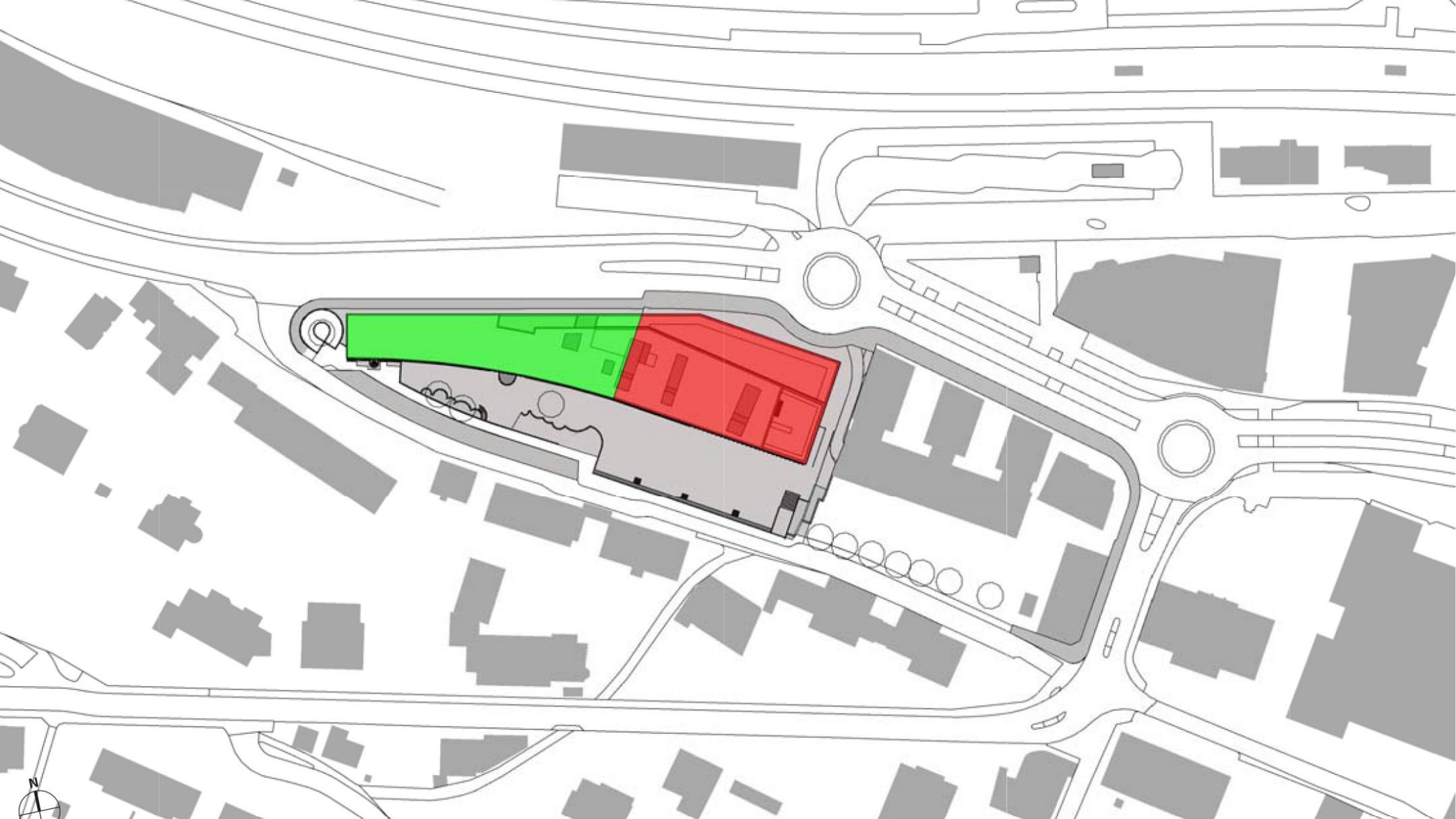 Situationsplan des Gebäudes und näherer Umgebung. Die Erweiterung ist rot und die Sanierung Grün eingezeichnet.