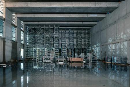 Sicht ins Innere eines Gebäudes auf der PJZ-Baustelle im Juli 2018.