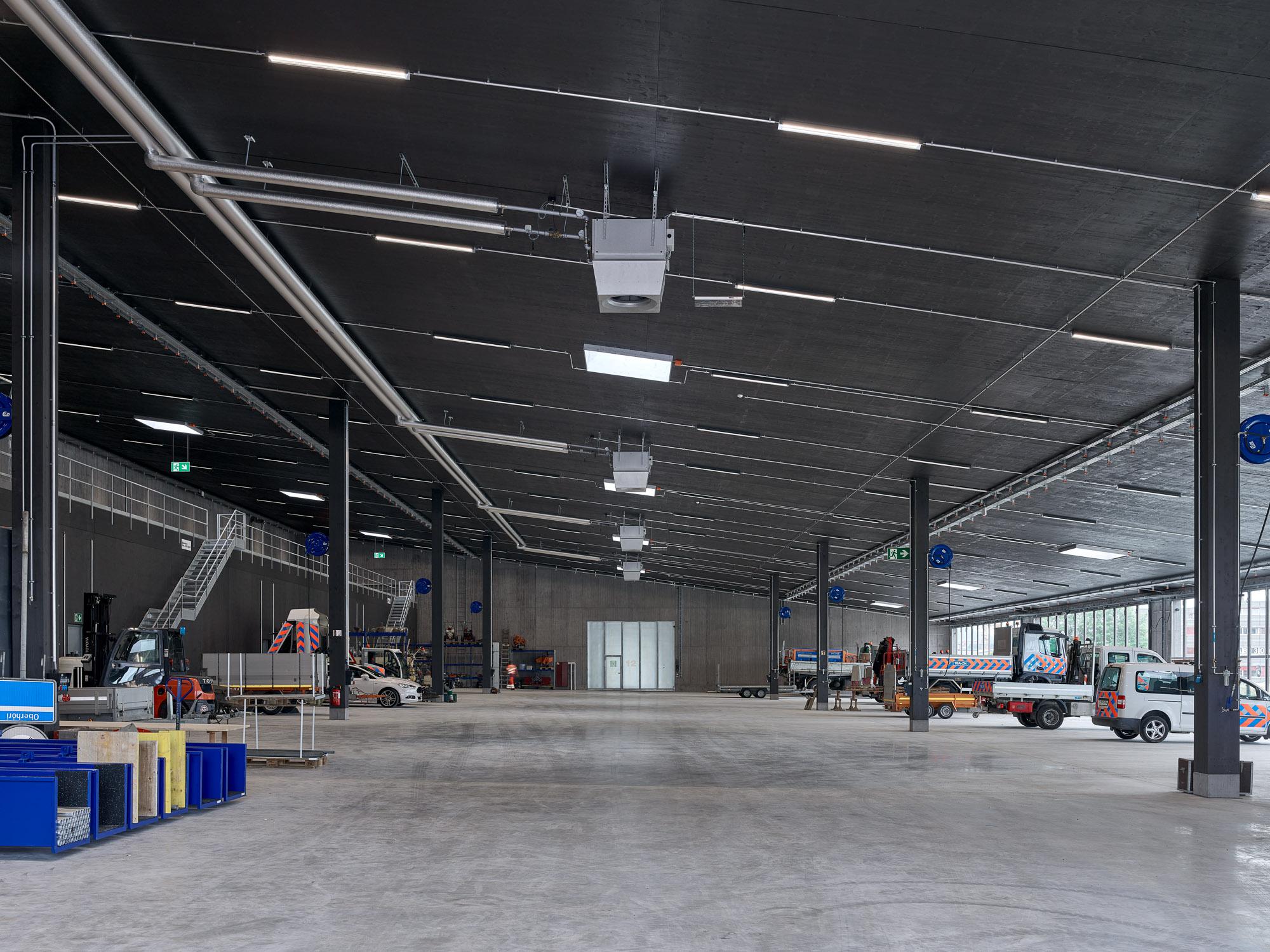 Innenbild der Einstellhalle.