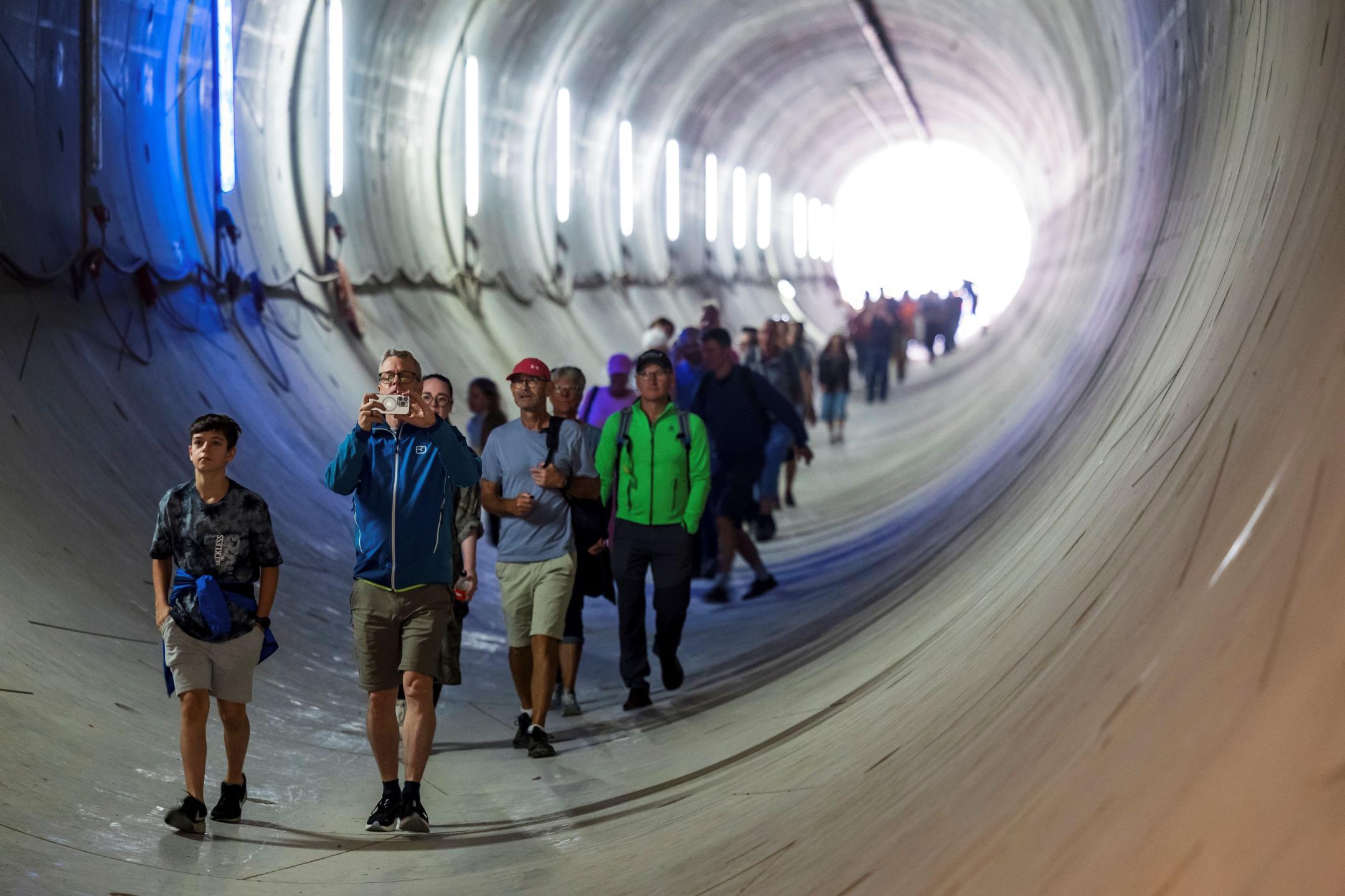 Im Stollen, wo die Leute wandern.