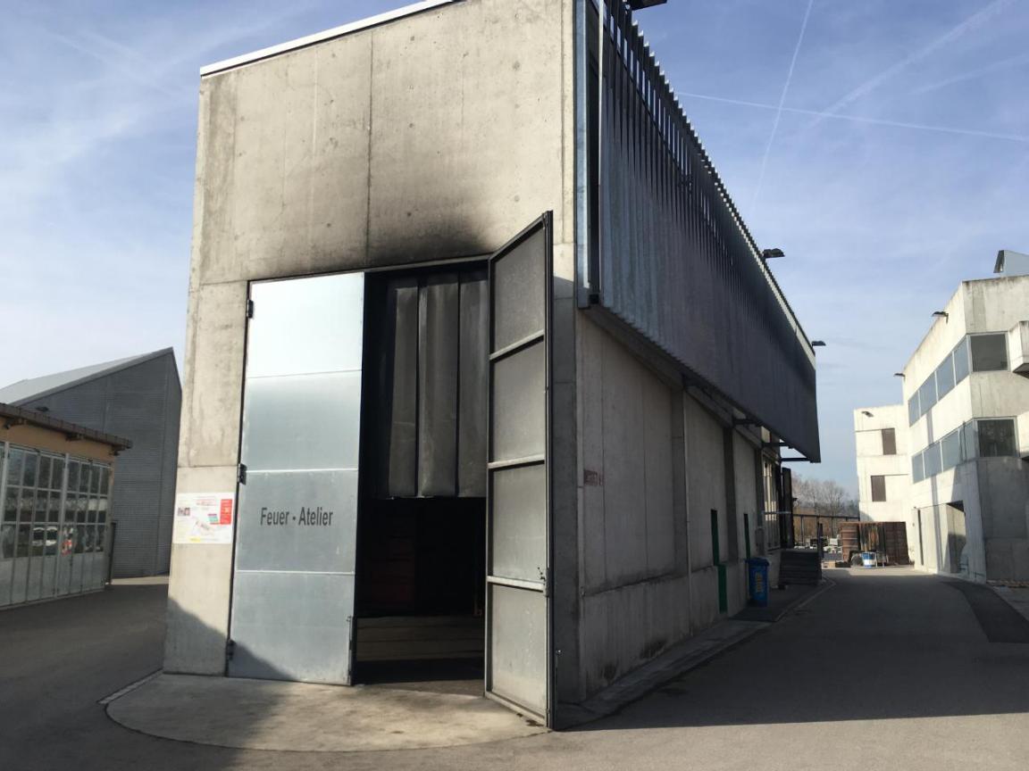 Feueratelier zum Simulieren eines Brandverlaufs