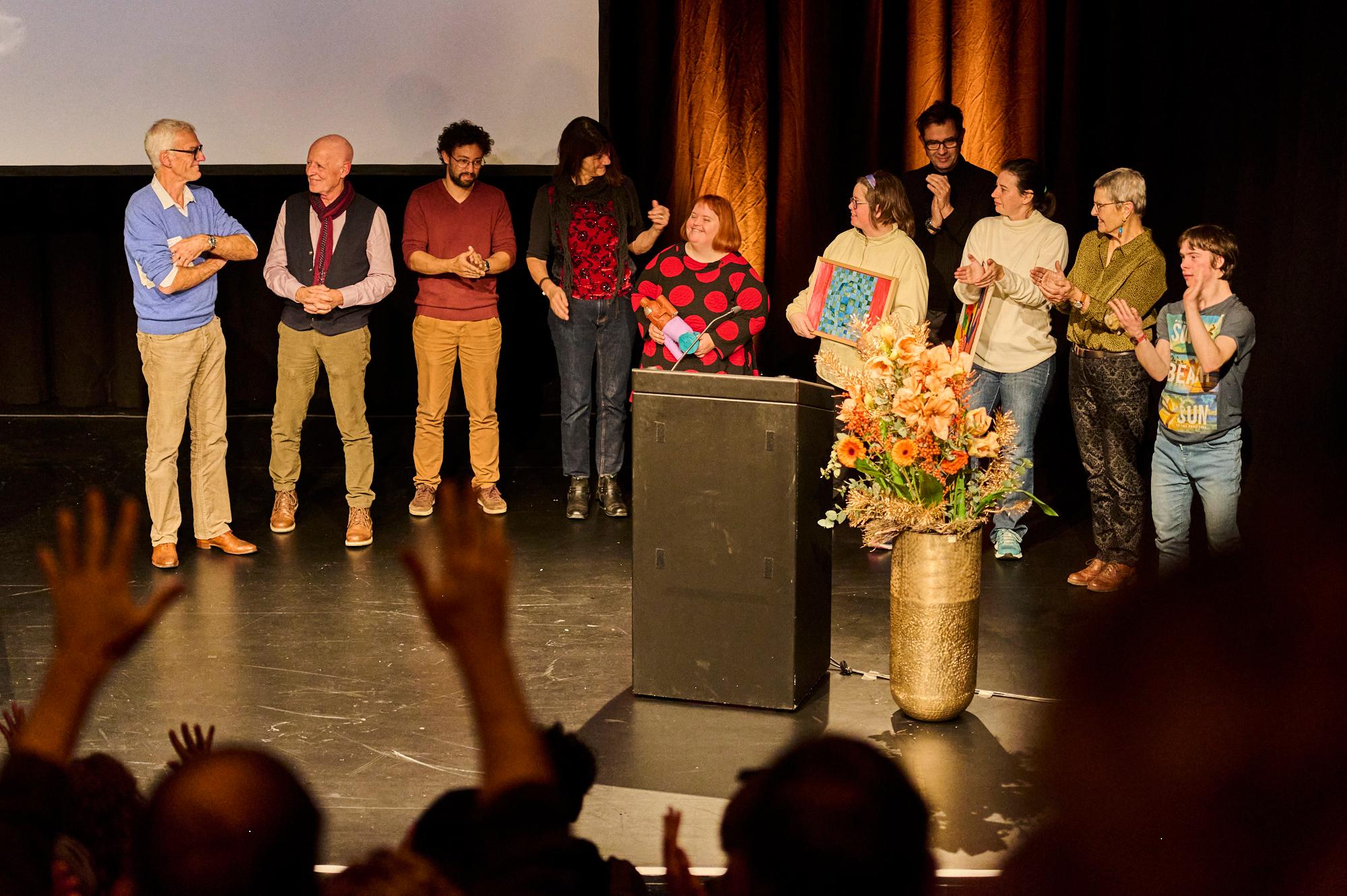 Gruppe Kunstfabrik Wetzikon auf der Bühne
