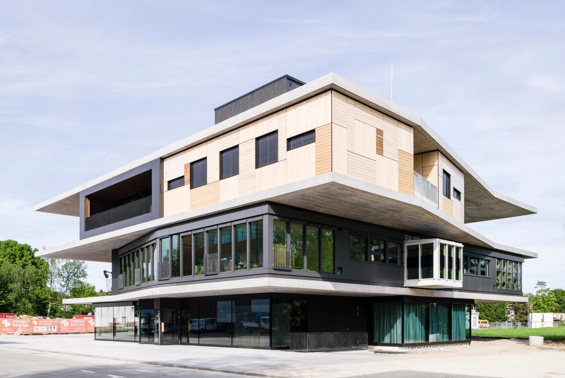 Aussenansicht der Unit «Vision Wood»
