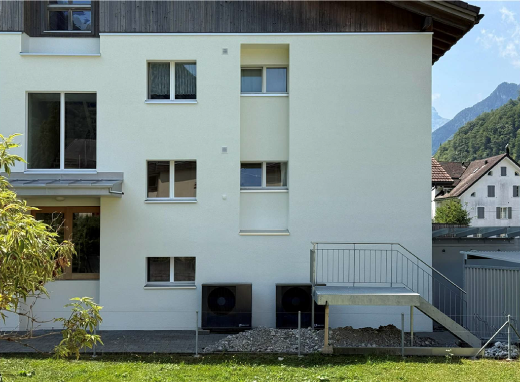 Endergebnis der Fassade mit vorgefertigten Paneelen