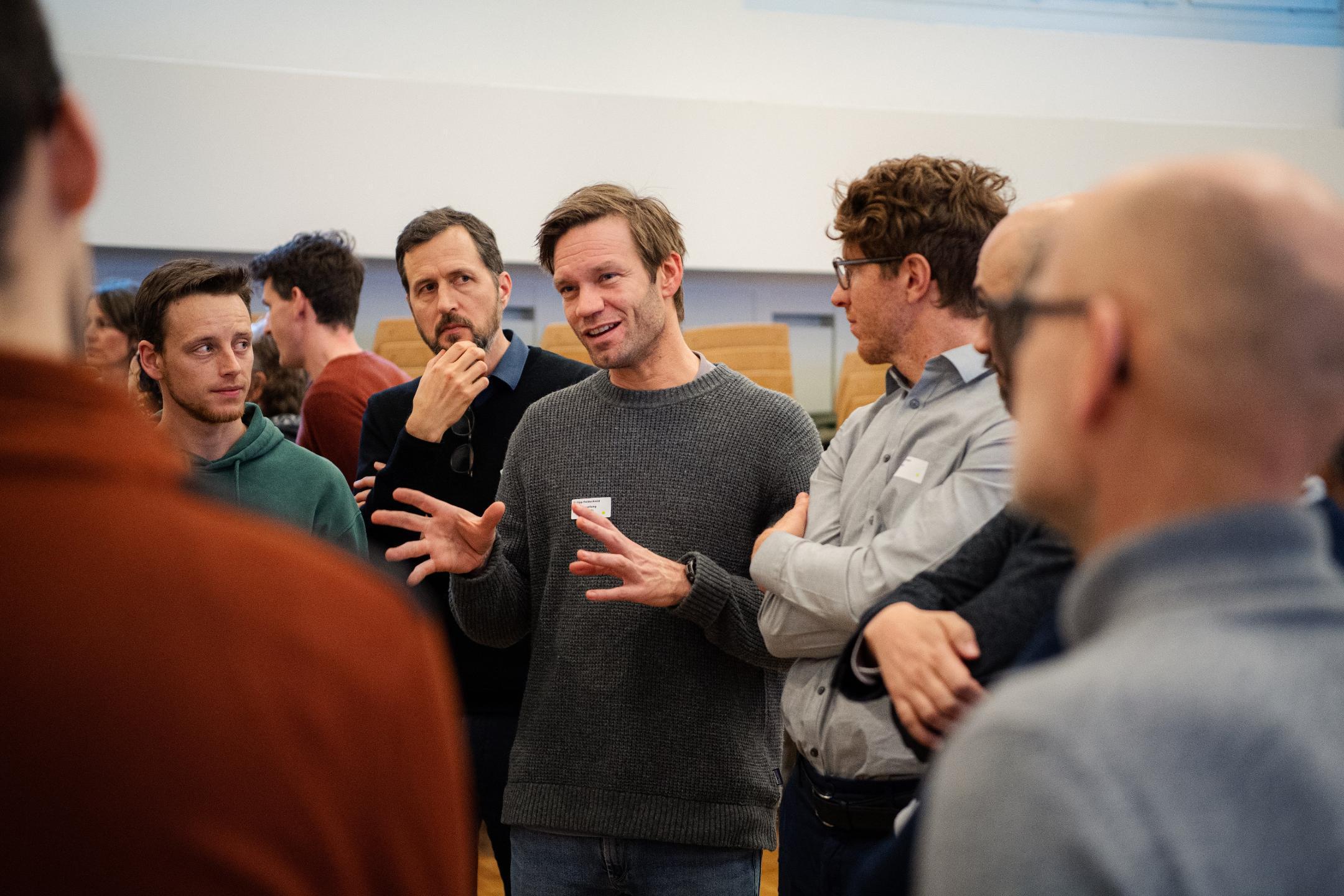 Teilnehmende Workshop Klimatagung in reger Diskussion.